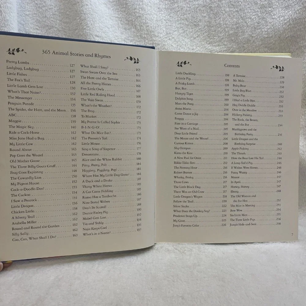 365 Bedtime Stories and Rhymes by Parragon VERY‎ GOOD CONDITION